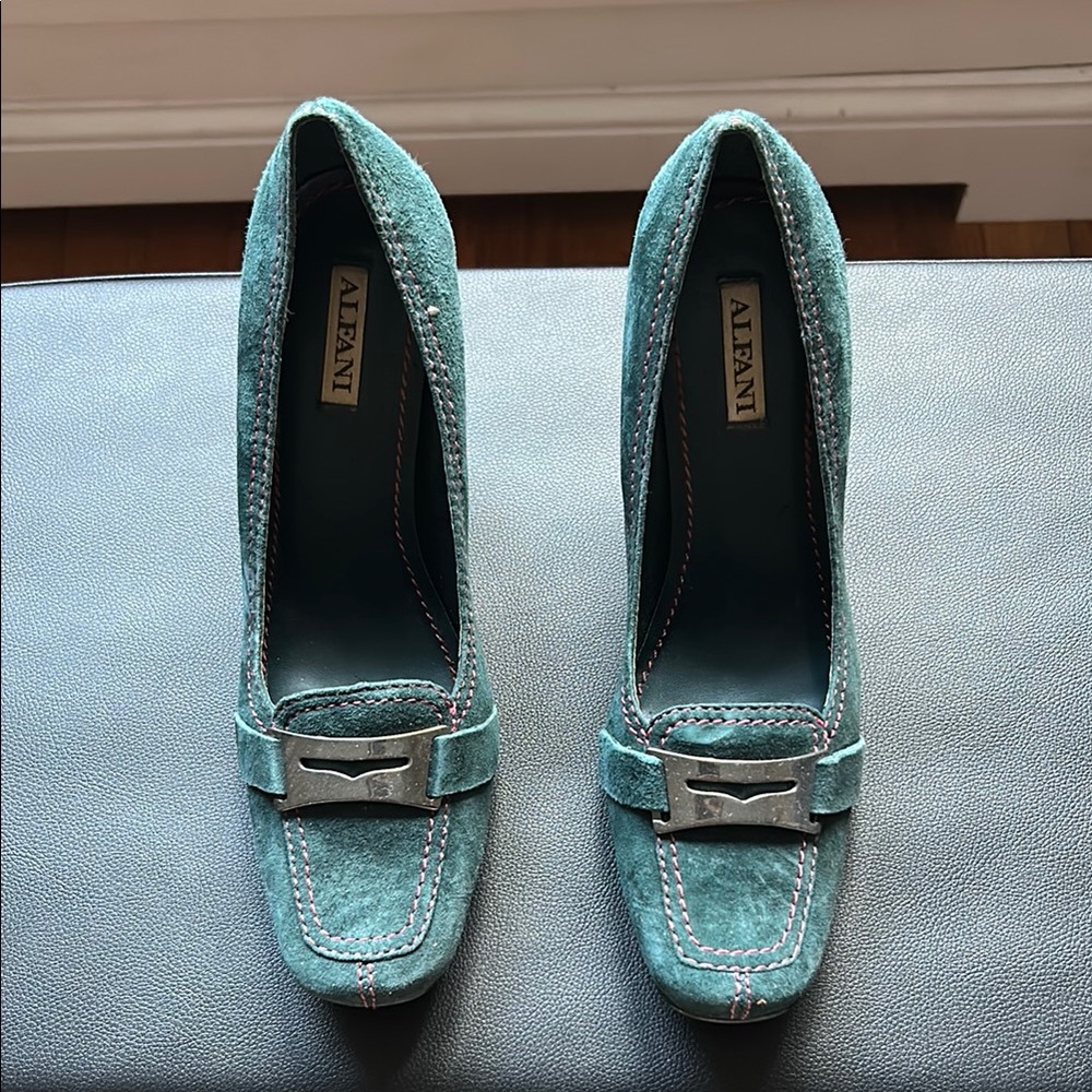 Alfani Blue Heels Elegant Classic Design